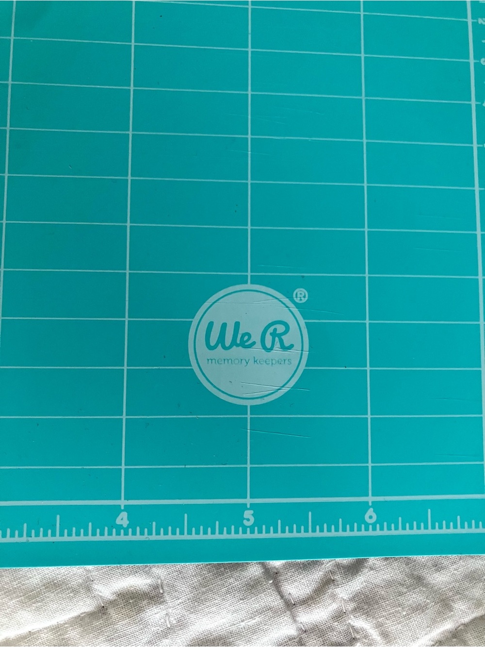 We R Memory Keepers Teal Mat with Magnetic Ruler - Picture 2 of 10